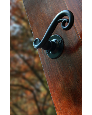 Poignées de porte rétro noires mates sur rosaces rondes pour portes, portails et portillons – Collection Charlotte