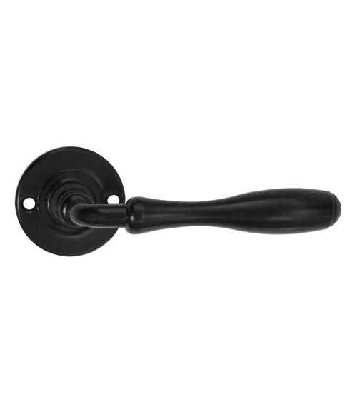 Poignées de porte rétro noires mates sur rosaces rondes pour portes, portails et portillons – Collection Joséphine