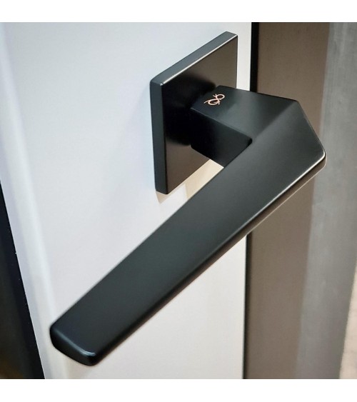 Poignée de Porte carrée, model futuriste en zamak - ICE -  poignée design
