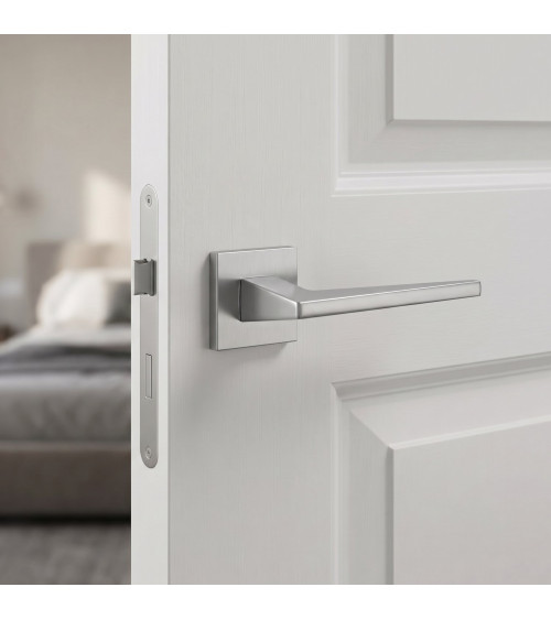 Poignée de porte chrome satiné LIMA FIT quincaillerie design