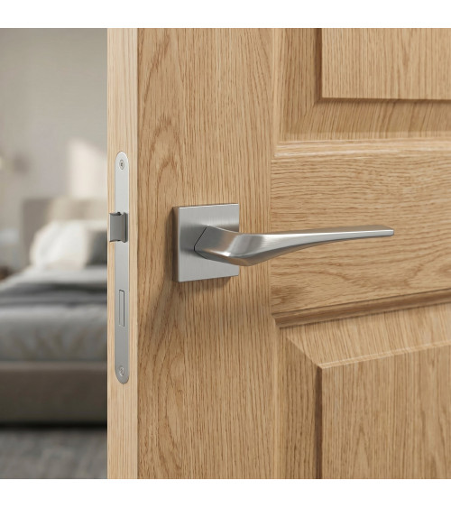 Poignée de porte chrome satiné Heavy quincaillerie design