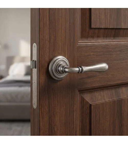 Poignée de porte vieil argent Mandelli Gou poignée design