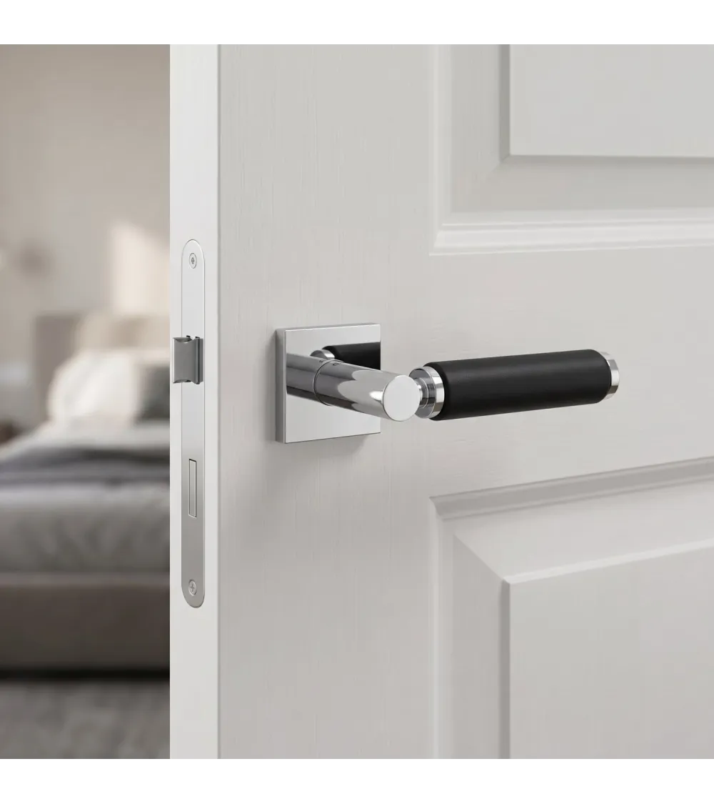 Poignée de porte haut de gamme chrome poli et cuir noir TUPAI 4200/202 carrée - MillaPoignées