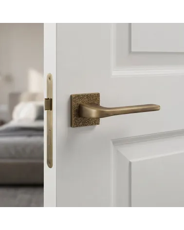 Paire de poignées de porte TUPAI 4007-T3 finition patine antique mate - Millapoignées