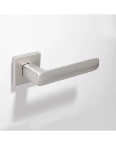 Poignée de porte Écir en zamak finition nickel satiné