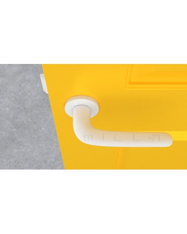Poignée de porte blanche AZALIA poignée design vue de haut montée sur une porte