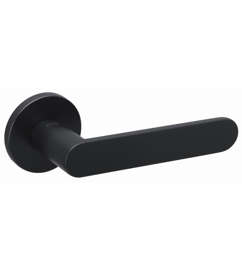 elegant interior handle that perfectly illustrates its industrial side with its matt black finish