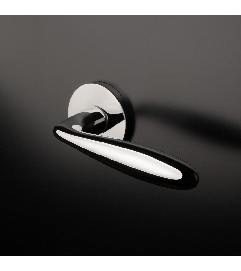 Poignée de porte sur plaque ronde VERBENA poignée design couleur 2