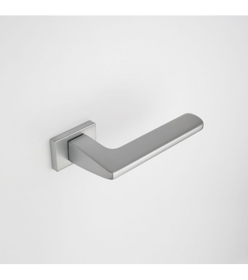 Poignée de porte sur plaque rectangulaire YUKA poignée design couleur 2