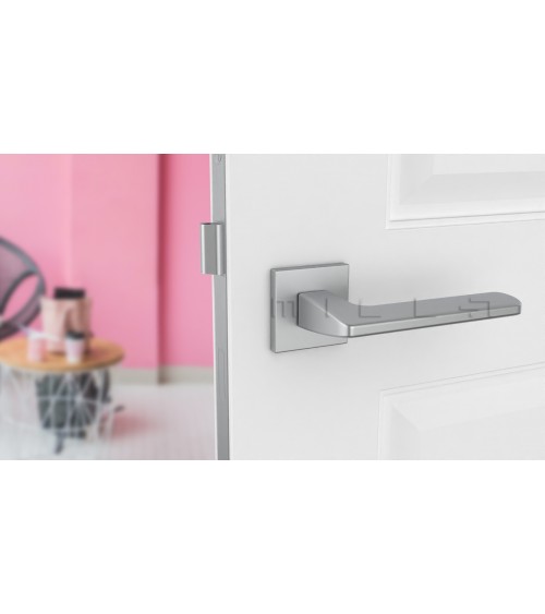 Poignée de porte matière zamak YUKA poignée design