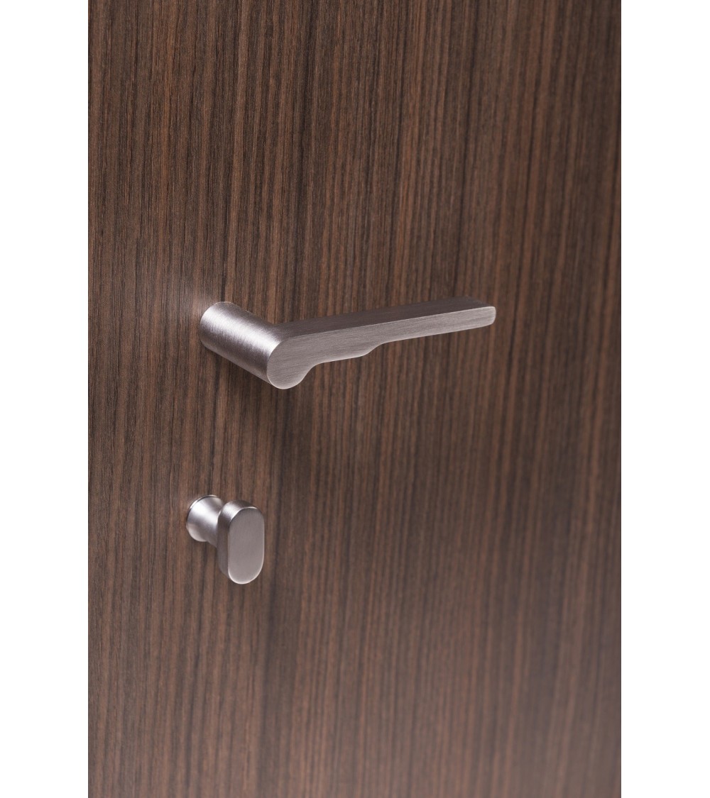 ultra modern Verum Wind door handle for invisible doors