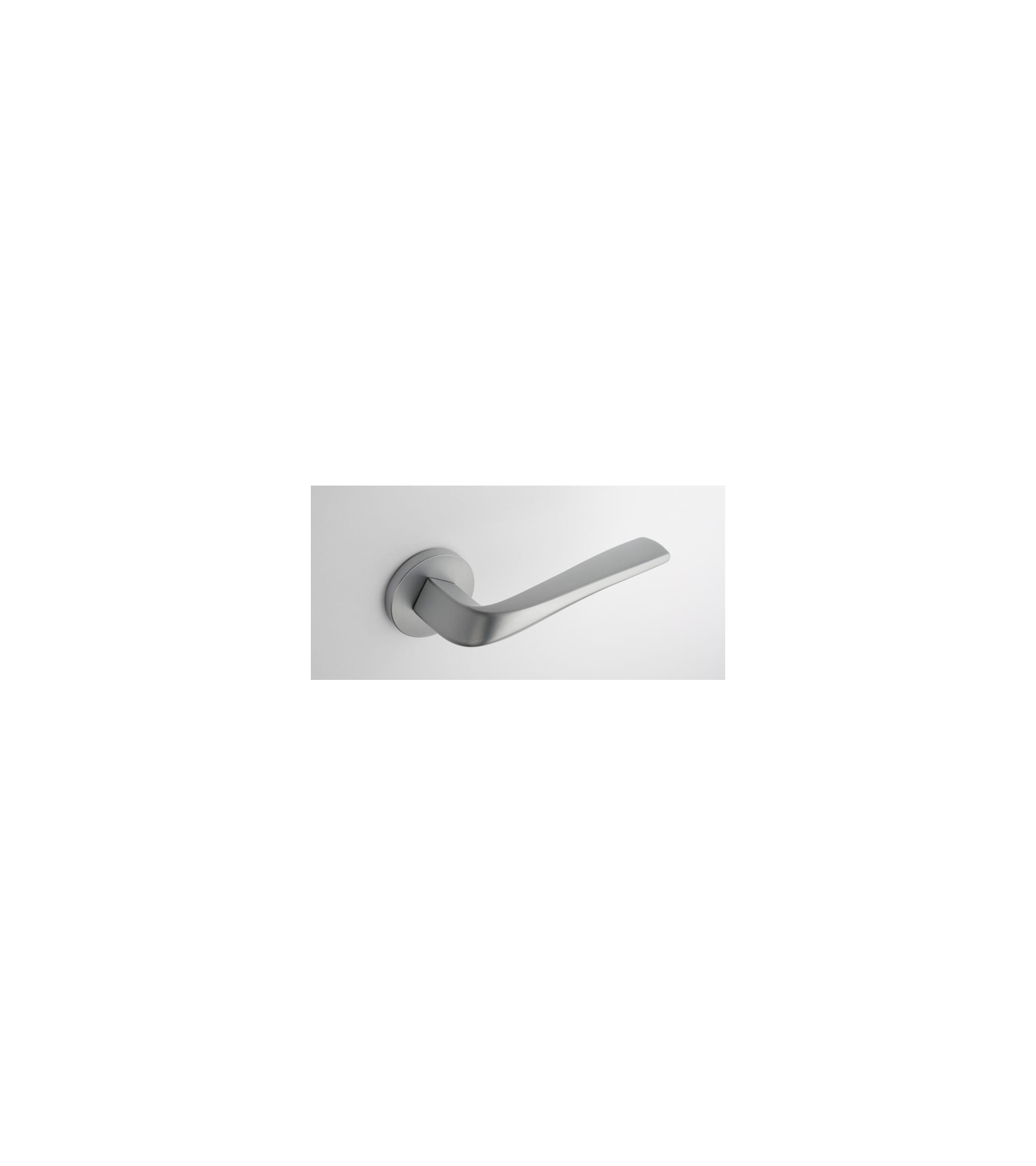 dalia handle in satin chrome with a stylish grip and very good quality
