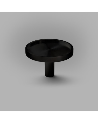 Bouton de meuble noire INA BLACK poignée design modèle large sur fond gris