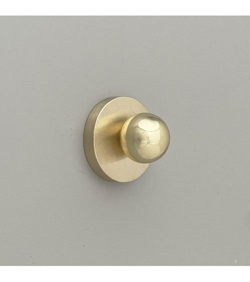 Bouton de meuble en laiton MONA S poignée design