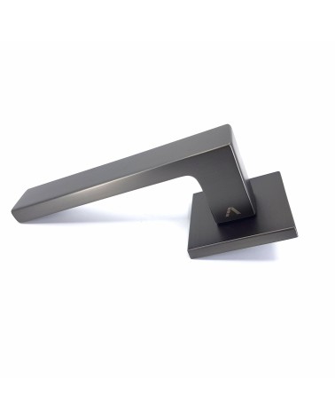Poignée de porte zamak WARNA poignée design vue de profil