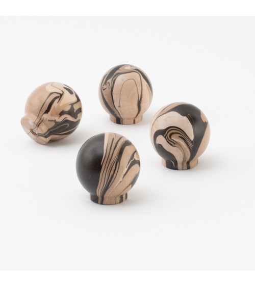 Bouton de meuble en bois de Hêtre Noir Chino -  poignée design