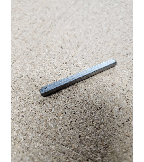 Tige carrée de 6mm d'épaisseur pour WC
