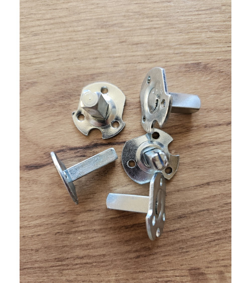 Platine percée de fixation avec tige carrée pour poignée de porte