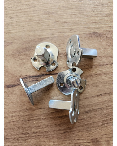Platine percée de fixation avec tige carrée pour poignée de porte