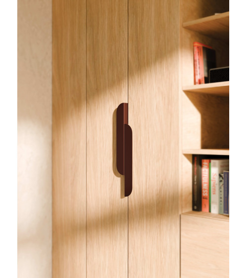 Poignée de meuble bordeaux ZORIA allongée poignée design