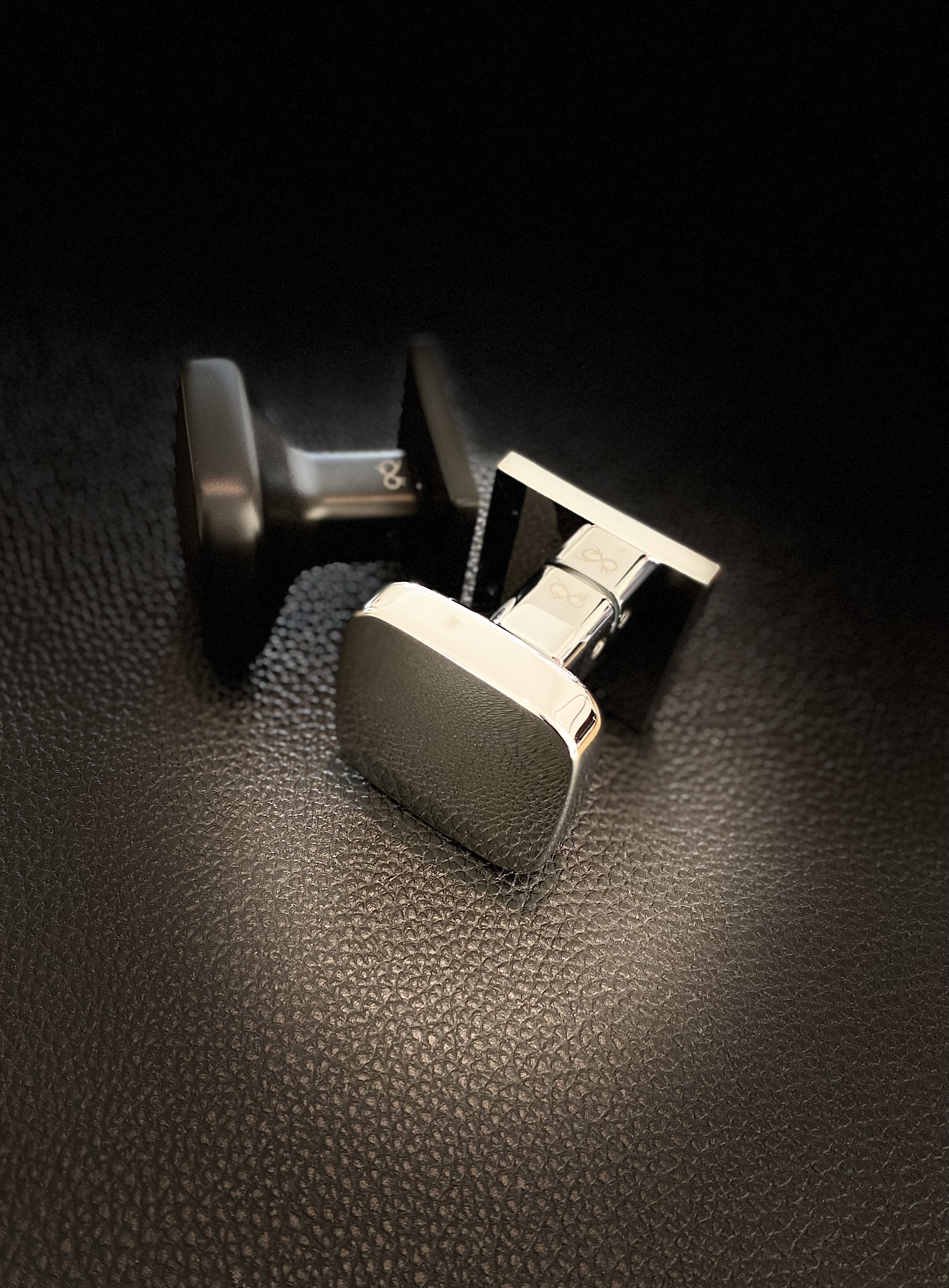 Interior door knob with rounded shapes for a stylish interior decoration