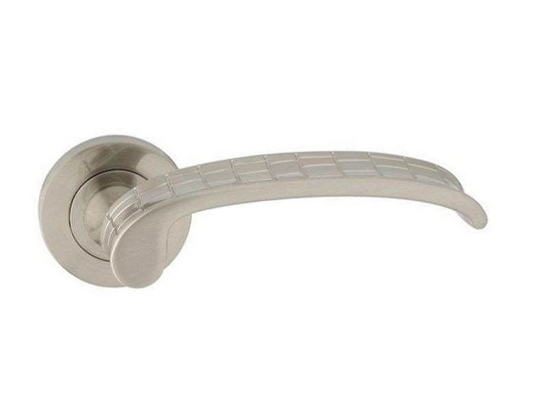 interior door handle with a snakeskin look and feel, an ultra original and atypical handle
