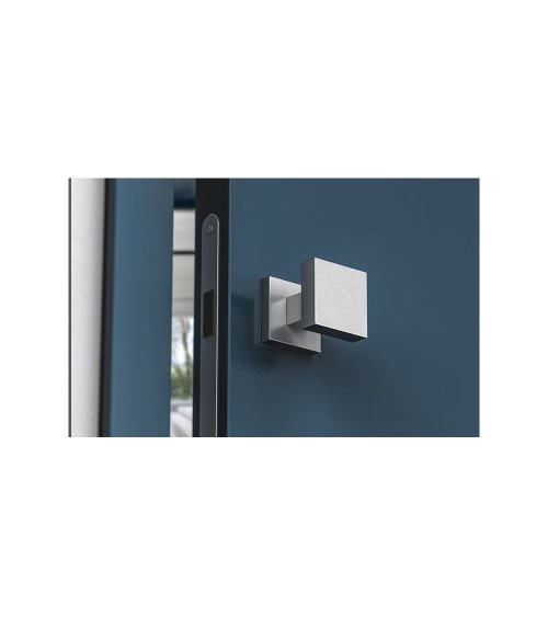 interior knob in an original square shape available in several finishes