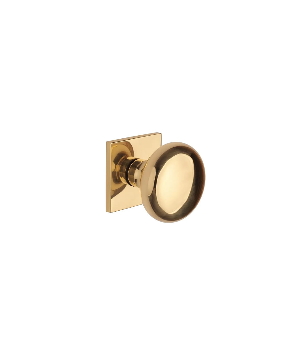 ultra designer knob for a chic interior in gold finish