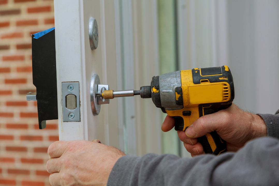 fixing a door rosette