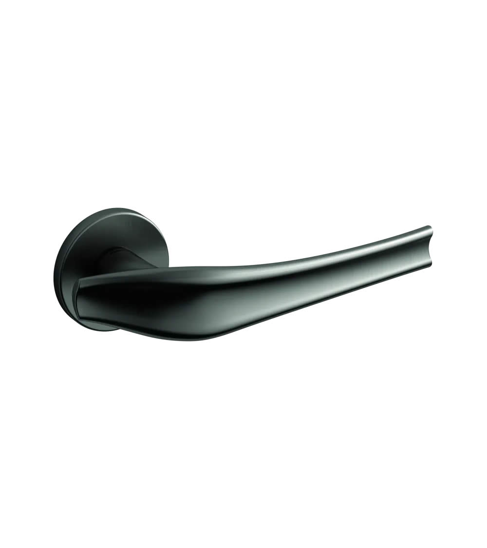 Elegant door handle seen from the side, designed in Italy