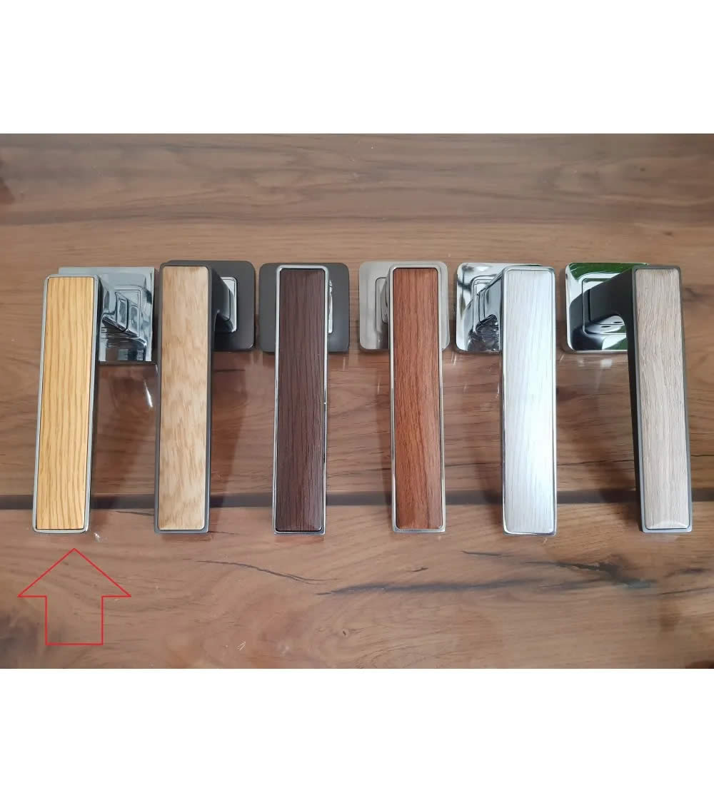 manillas de puerta en aspecto madera para un estilo vintage y retro